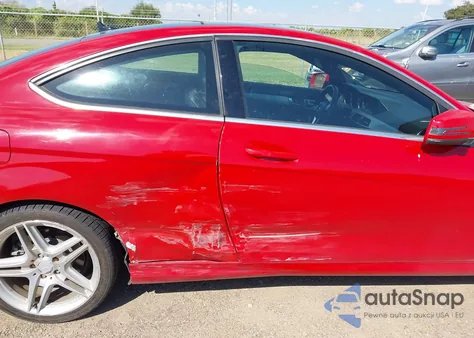 2013 Mercedes-Benz C 250 from USA, damaged, VIN WDDGJ4HB0DG035360